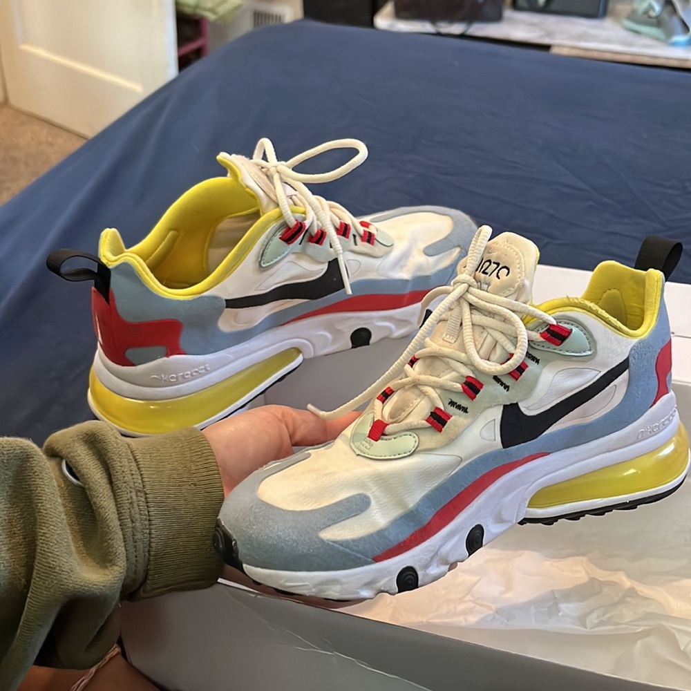 NIKE AIR MAX 270 REACT